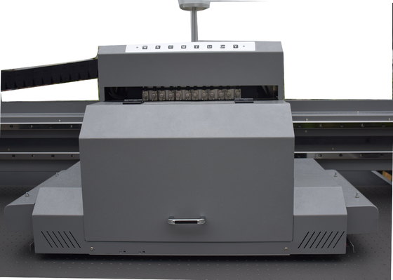 木材と革素材 3つのエプソン I3200ノズル ZT2513-G3のUVフラットベッドプリンター