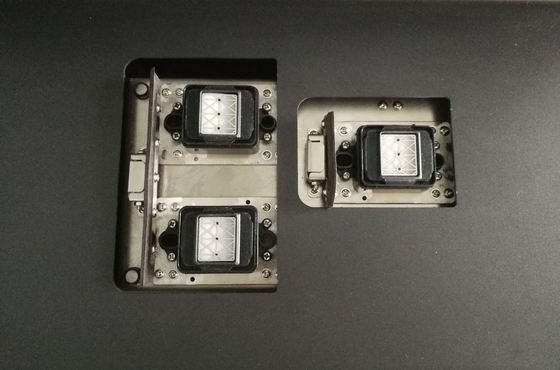 印刷タイプ インクジェットプリンターまたはエコ溶媒プリンター TX800印刷頭のための3頭蓋システム